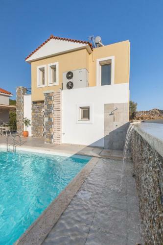Virginia Luxury Villas