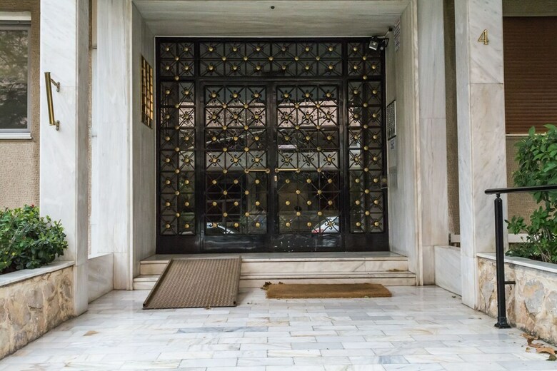 3 Bedroom Apartment Next To Panormou Metro