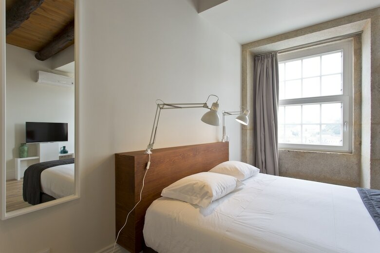 Rva S�o Jo�o Novo Apartments