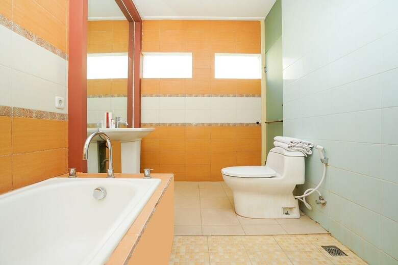 Hotel Oyo 216 Elinoki Guest House