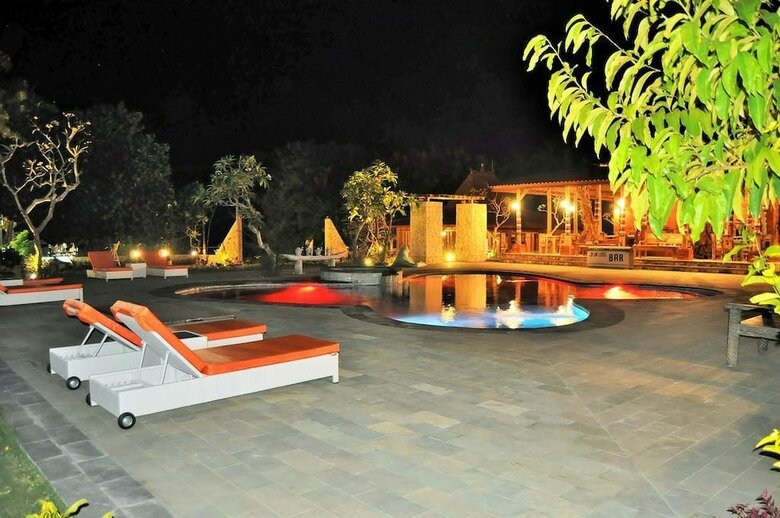 Hotel Jukung Cottage Beach Bar And Restaurant