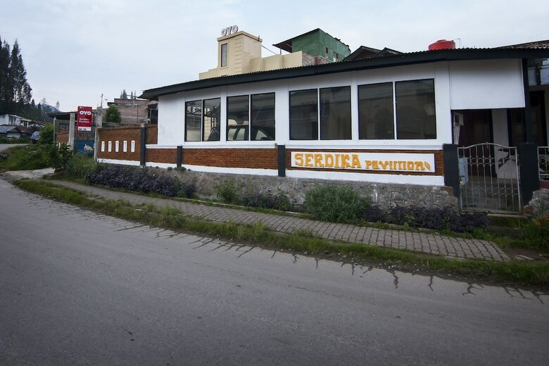 Hotel Oyo 581 Serdika Pavilion