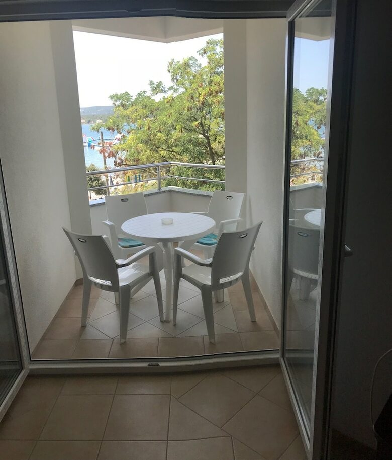 Apartamentos Dana II