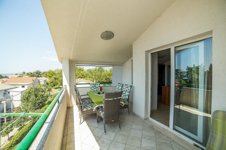 Apartments Ivo Kastel L / Three Bedrooms