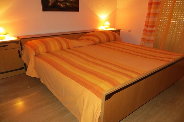 Apartments Marko Seline