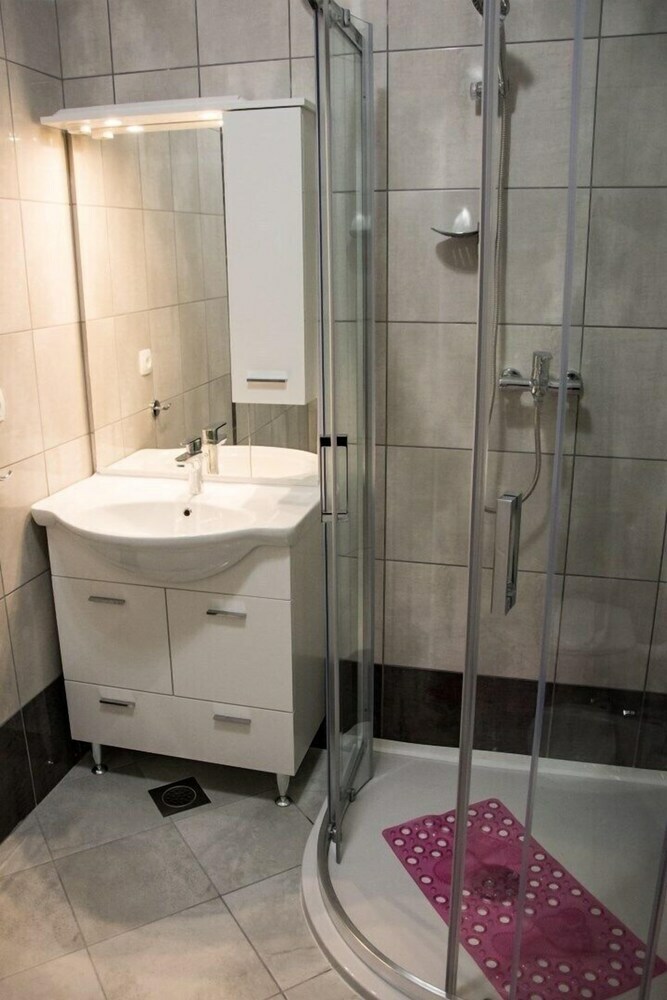 Apartments Valenti? 1304 Pag