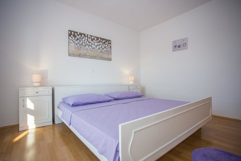 Apartment Zoki I Goga / Two Bedroom