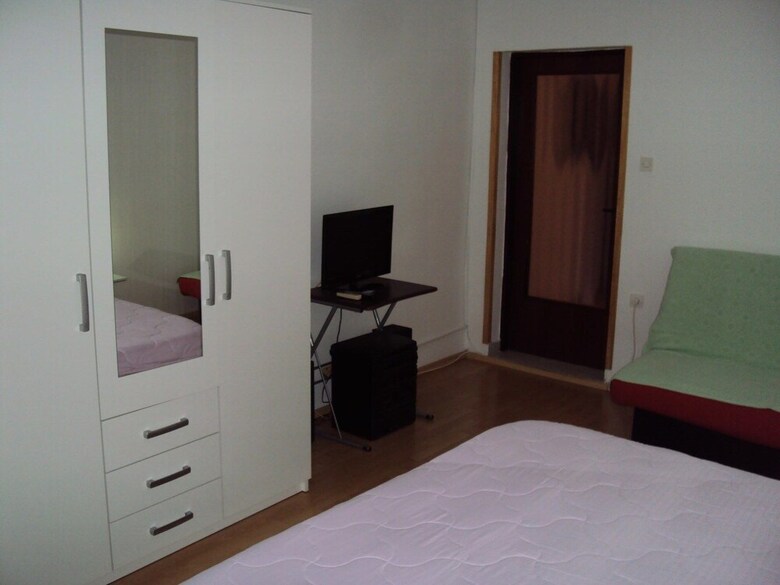 Apartments Mirjana Pula / One Bedroom Erika A1