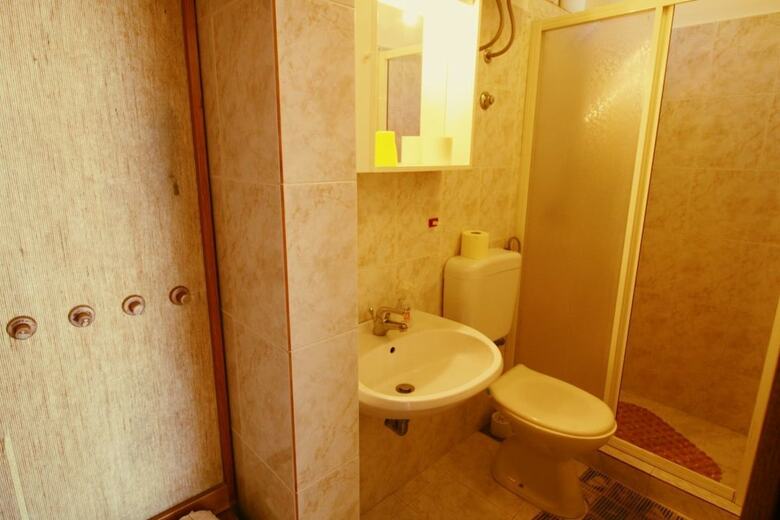 Apartamentos House Vlada