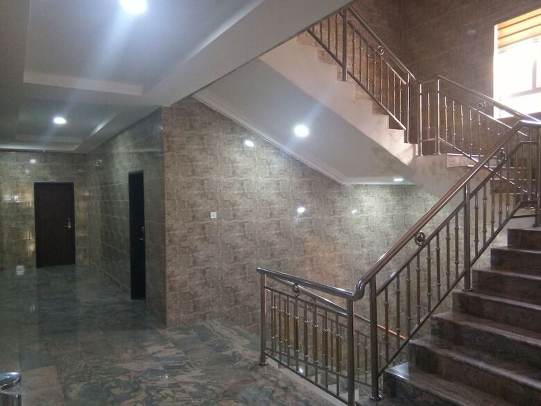 Hotel Suncourt Feel At Home Suites