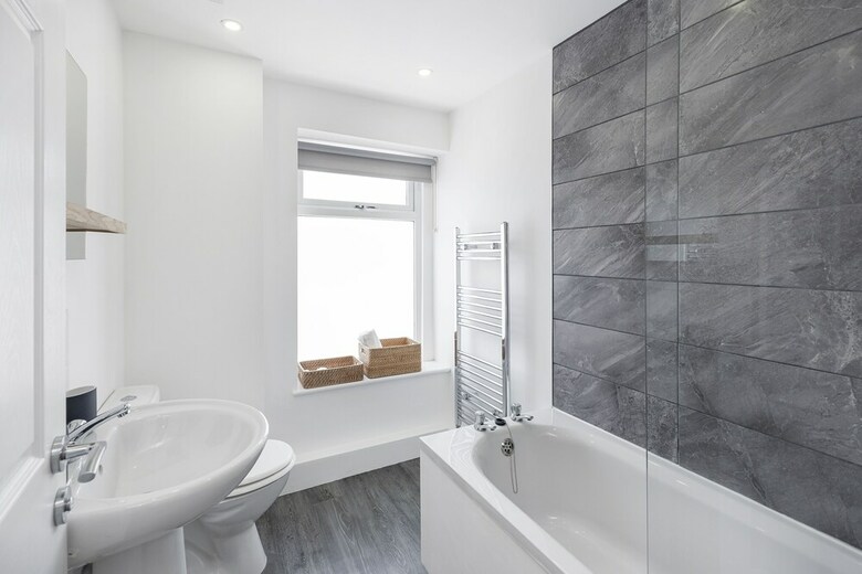 Stylish Apartment In Leafy Central Neighbourhood