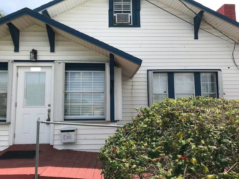 Lovely Apartment 10mins From Beach, 2mins To Mall