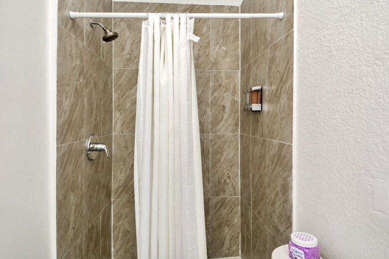 Lovely Apartment 10mins From Beach, 2mins To Mall