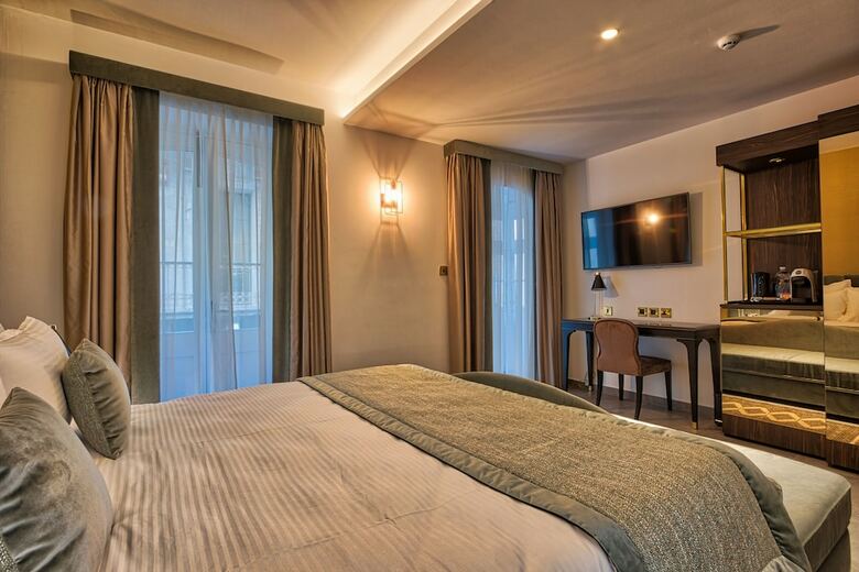 Palazzo Rosaria Boutique Hotel