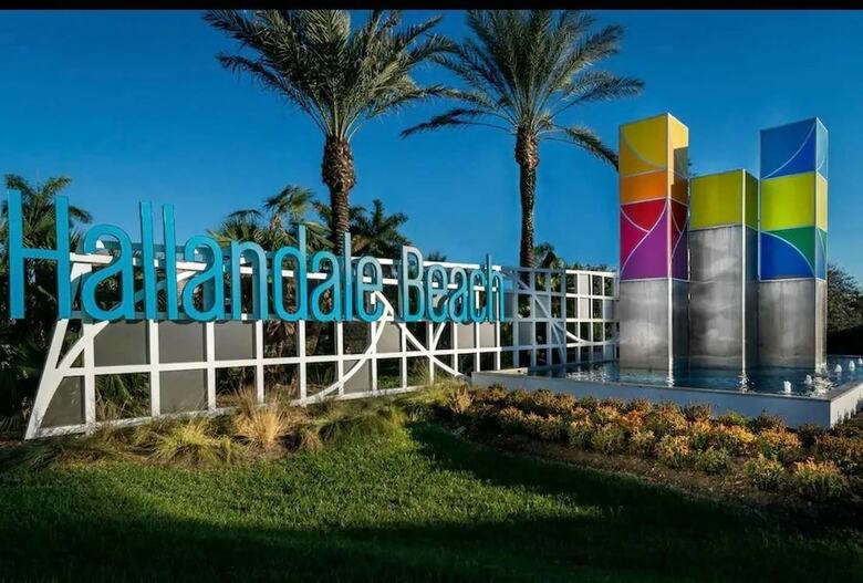 Gorgeous 1br Apartment, A Walk From The Beach