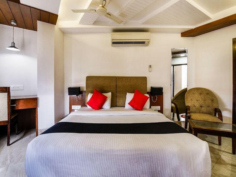 Capital O 30399 Hotel Prime Presidency