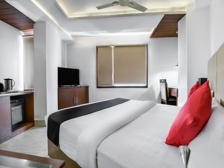 Capital O 30399 Hotel Prime Presidency
