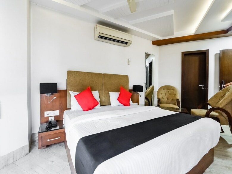 Capital O 30399 Hotel Prime Presidency