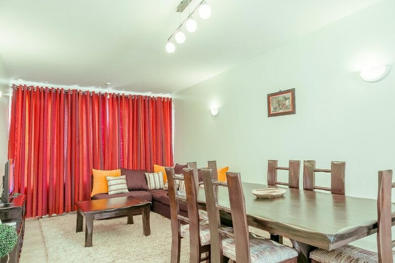Aparthotel City Airport Apartment