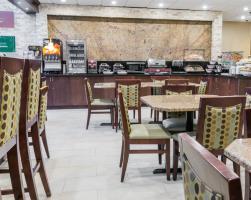Hotel Comfort Inn Metro Airport