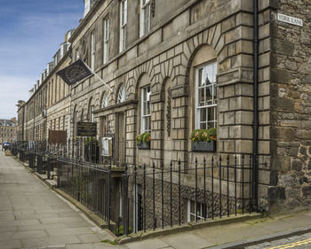 Albany Hotel