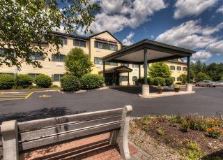 Hotel Comfort Suites