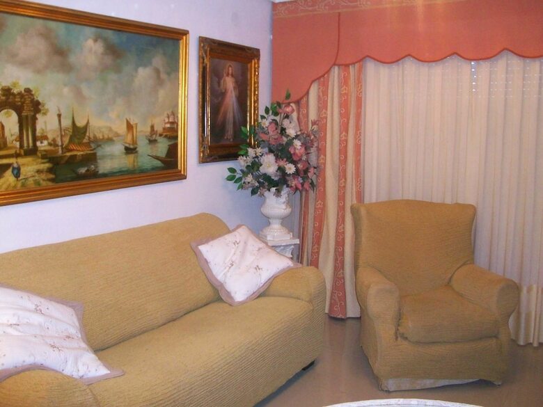 Apartamentos Sorolla 6� - 26 (S�lo Familias)