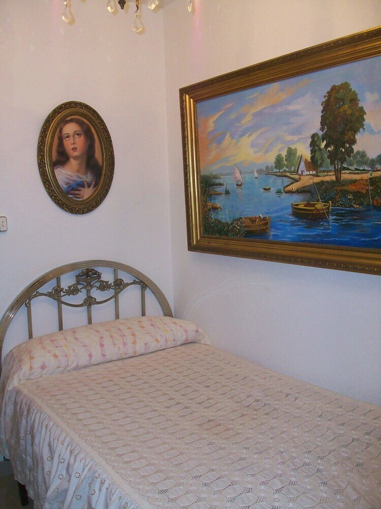 Apartamentos Sorolla 6� - 26 (S�lo Familias)