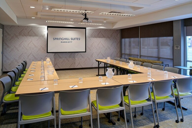 Hotel Springhill Suites By Marriott Detroit Wixom