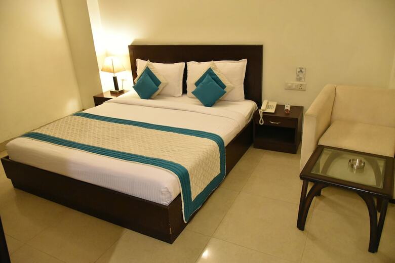 Hotel Impress