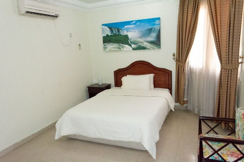 Apartamentos Royal Residence Hotel