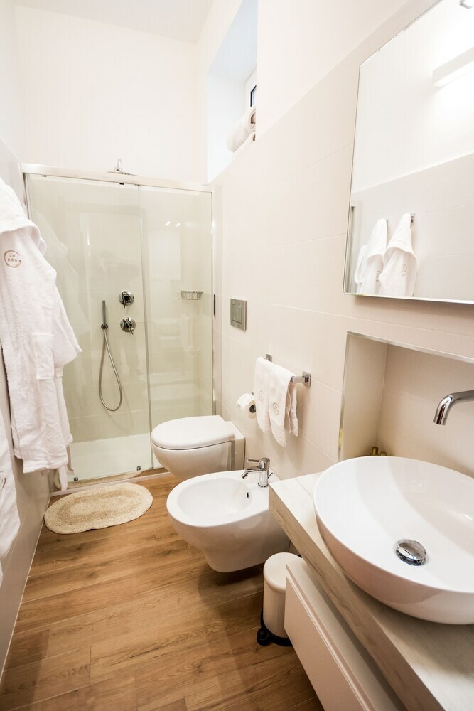 4b B&B