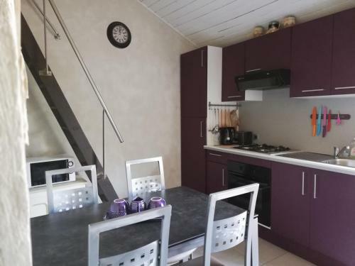 Hostal La Chaumi�re