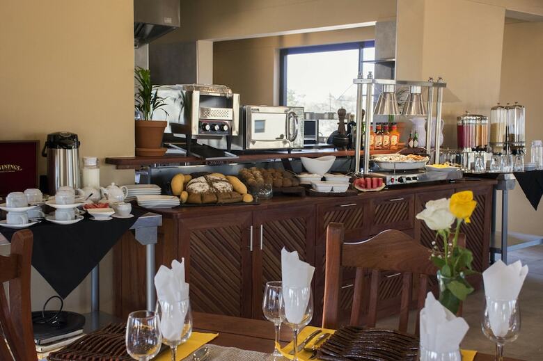 Posada Callies Game Lodge Safaris