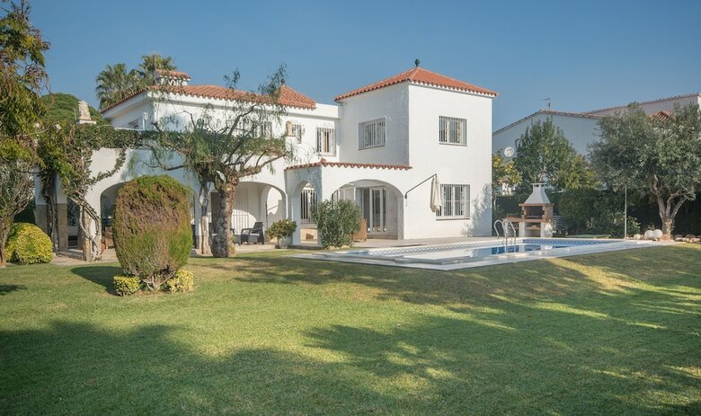 Villa 50m From The Beach In Cambrils Th 11