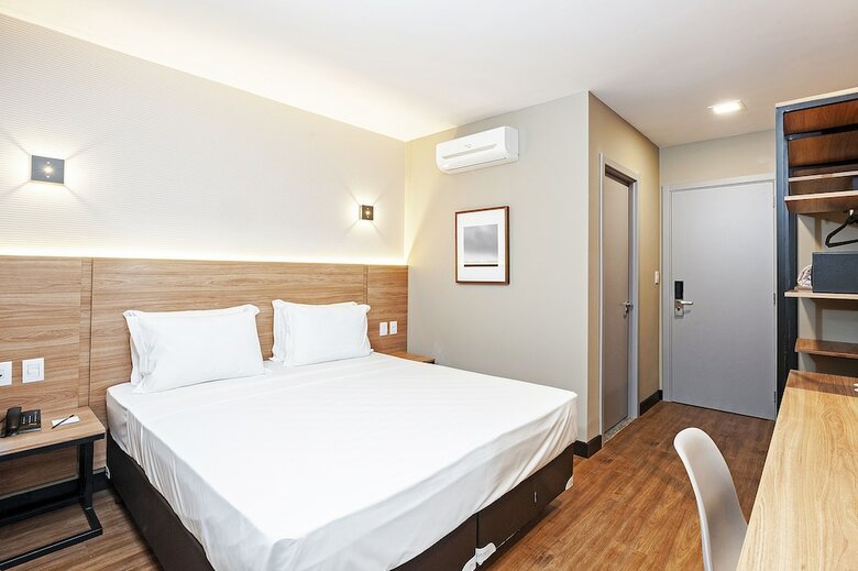 Hotel Slaviero Essential Curitiba Aeroporto