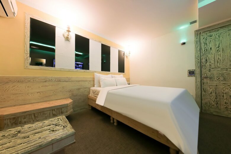 Hotel Bobos