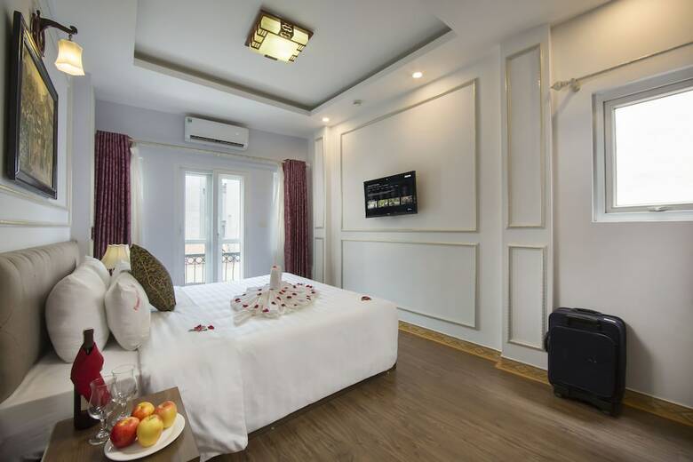 Camel City Hotel