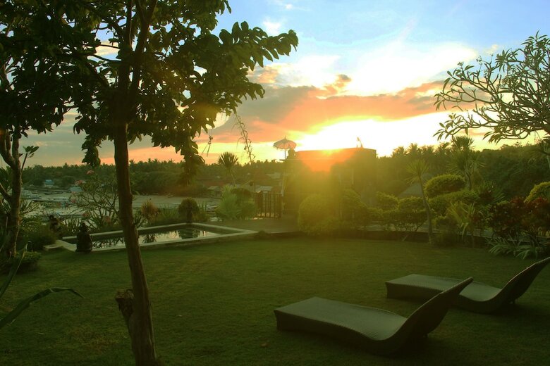 Bed & Breakfast Agung View Nusa Penida