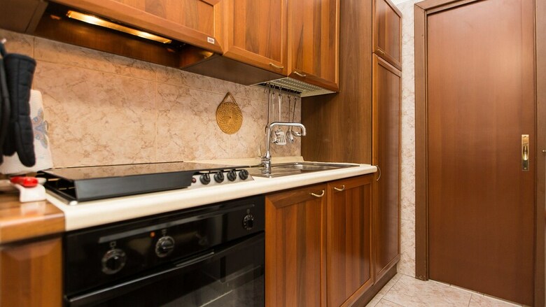 Rental In Rome Colosseum Apartment