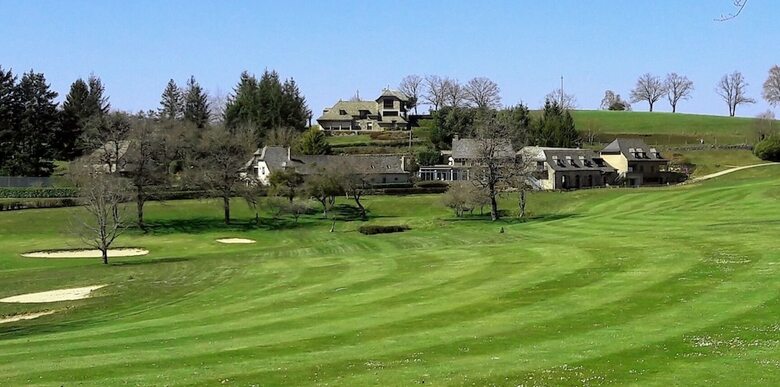Hotel H�tel Du Golf de Laguiole-mezeyrac