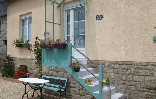 Holiday Home Vau.garni "bon Port"