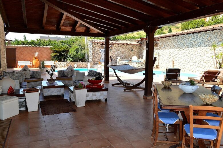 Villa Cleopatra