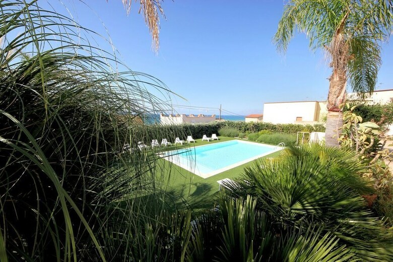 Villa Iris