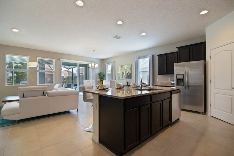5br Pool Home W Gameroom