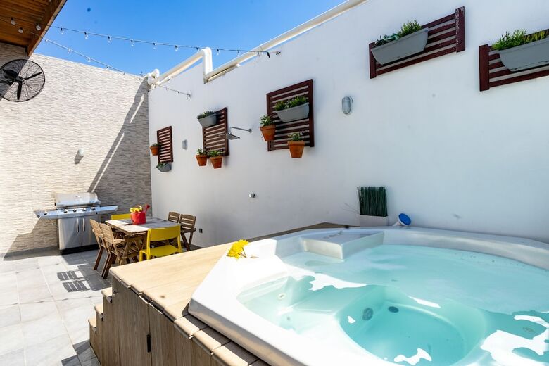 Apartamentos Torre Zt