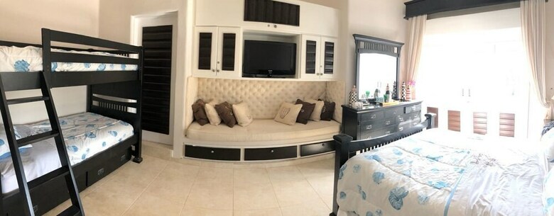 Villa Habibi Coson