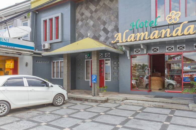 Hotel Reddoorz Plus @ Otista Garut