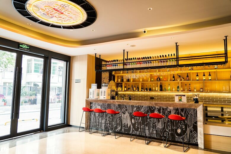 Ibis Hefei Pedestrian Street Hotel