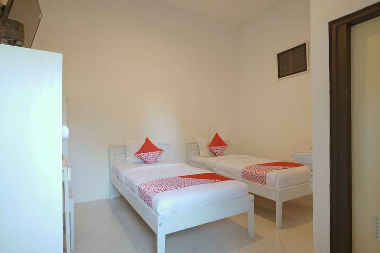 Hotel Oyo 967 Cajoma Guesthouse